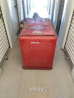 Antique Coca Cola Soda Cooler Machine Art Sign Coke Table Counter Stand Box