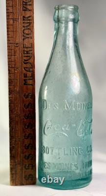 Beauty Aqua Straight Sided Coca Cola Bottling Co Des Moines Iowa Circa 1910 USA