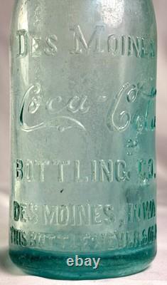 Beauty Aqua Straight Sided Coca Cola Bottling Co Des Moines Iowa Circa 1910 USA
