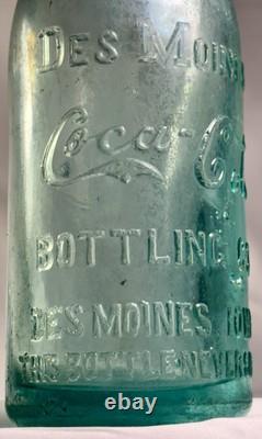 Beauty Aqua Straight Sided Coca Cola Bottling Co Des Moines Iowa Circa 1910 USA