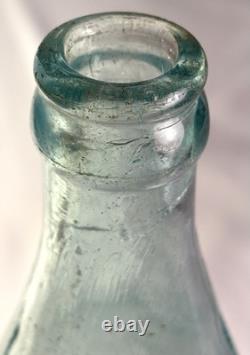 Beauty Aqua Straight Sided Coca Cola Bottling Co Des Moines Iowa Circa 1910 USA