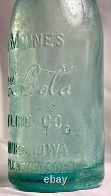 Beauty Aqua Straight Sided Coca Cola Bottling Co Des Moines Iowa Circa 1910 USA