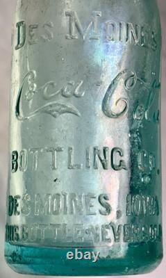 Beauty Aqua Straight Sided Coca Cola Bottling Co Des Moines Iowa Circa 1910 USA