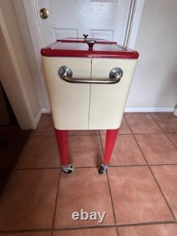 Coca Cola 80Qt Rolling Cooler Vintage Style Cream White Red Ice Chest