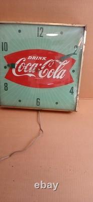Coca-Cola Vintage Working Clock 1940s-1950s Pam Clock