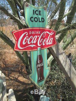 DRINK COCA COLA ICE COLD ARROW METAL COOL old school look Soda Pop Advertising