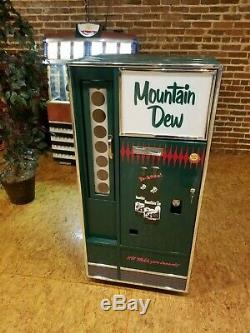 Mountain Dew Coca Cola Soda Machine Bottle Drink Cooler Hillbilly Lighted Sign