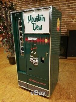 Mountain Dew Coca Cola Soda Machine Bottle Drink Cooler Hillbilly Lighted Sign