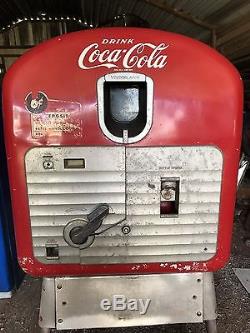Original Coca-Cola Machine Late 1940's To Early 1950's