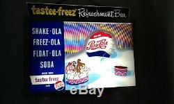 Rare Vintage 1950's Pepsi motion light tastee freez sign
