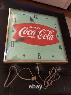 VINTAGE ORIGINAL 1959 COCA COLA FISHTAIL PAM ADVERTISING CLOCK SIGN Man-Cave