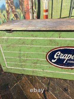 Vintage C. 1940 Grapette Countertop Cooler Sign Coca Cola 7up Pepsi Dr Pepper