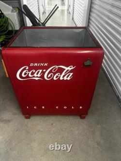 Vintage Coca Cola Drinks Ice Box
