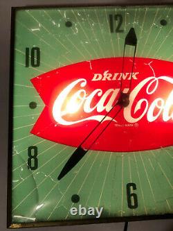 Vintage Coke Drink Coca-Cola Green Light Up 15x15 Wall Clock Electric Sign