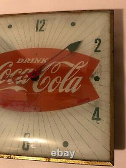 Vintage Coke Drink Coca-Cola White Light Up 15x15 Wall Clock Electric Sign