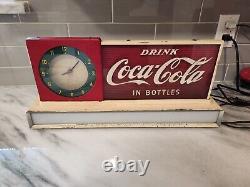 Vintage Original Coca Cola Fountain Shop Light up Clock Advertising Sign Bottles
