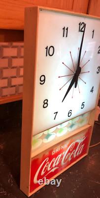 Vintage Original Electric 1960s Coca Cola Advertising Clock Light Up Sign