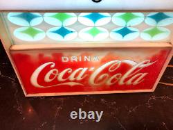 Vintage Original Electric 1960s Coca Cola Advertising Clock Light Up Sign